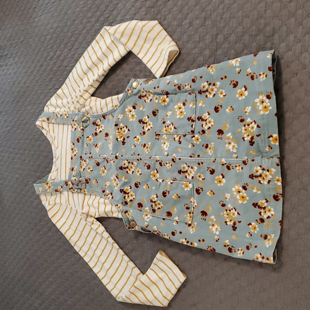 EUC Tahari Floral Jumper Dress